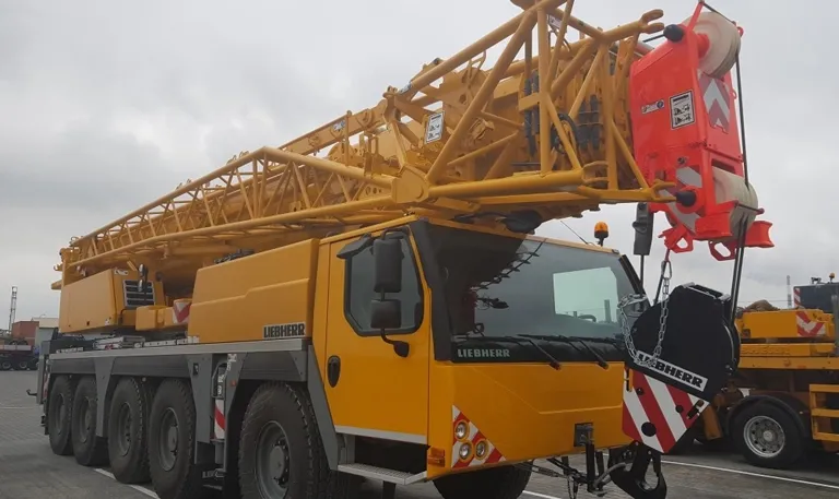 Dźwig-Mar: Potężne Żurawie do 650 ton. Wynajem Liebherr i Manitou 24/7.